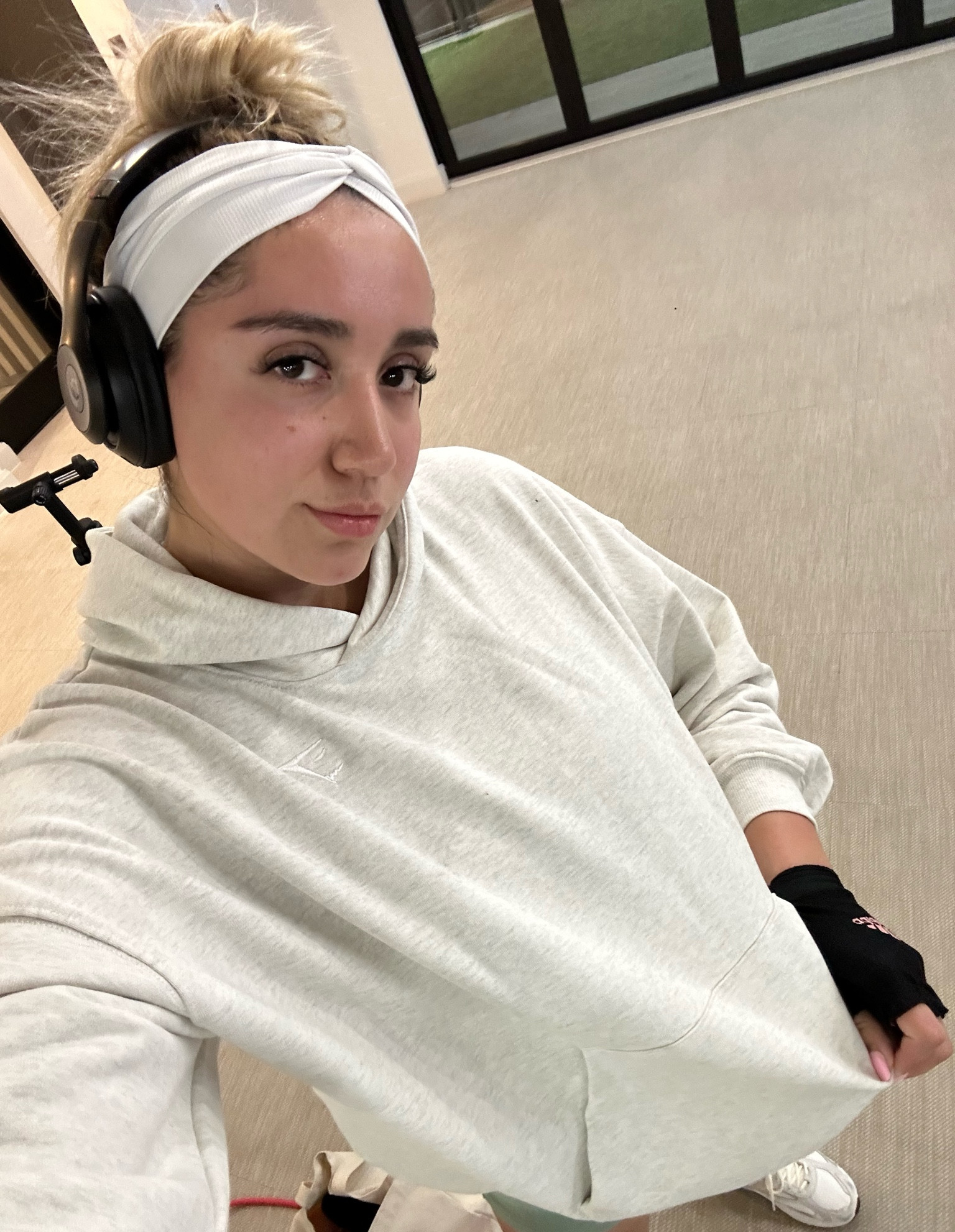 My all time fav workout hoodie. Great for an extra sweat or for a rest day 🤭

#LTKFitness #LTKU #LTKFind