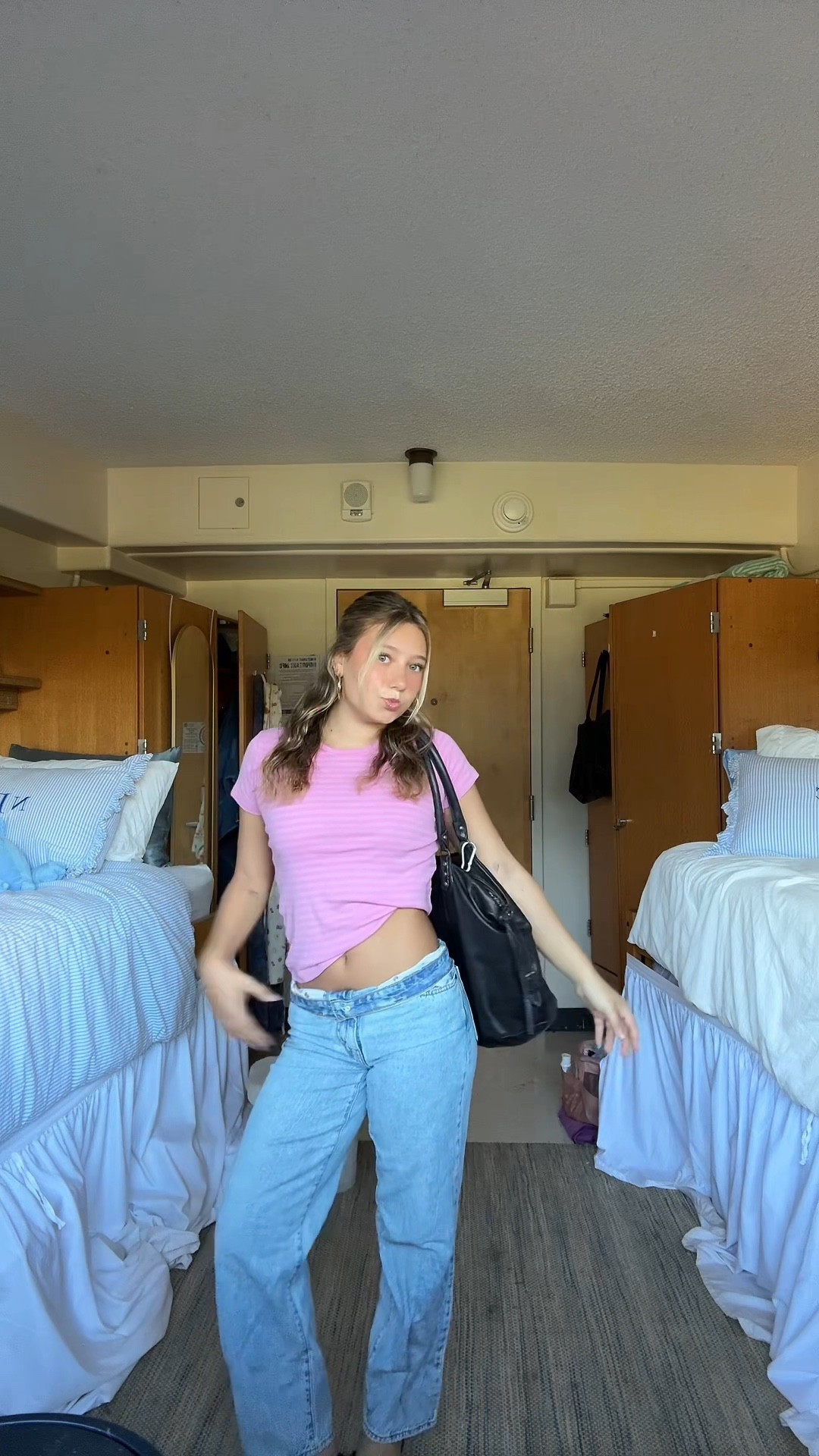 class ootd 

#LTKHoliday #LTKdayinmylife #LTKBeauty