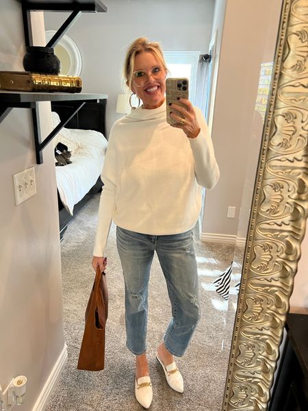 Outfit of the day
Las today sale
20% off with code FF20
Best sellers 
Dolman sleeve light weight sweater comes in a dozen colors 

Risen denim cropped straight leg jean $69
Vegan leather tote


#LTKsalealert #LTKstyletip #LTKfindsunder50