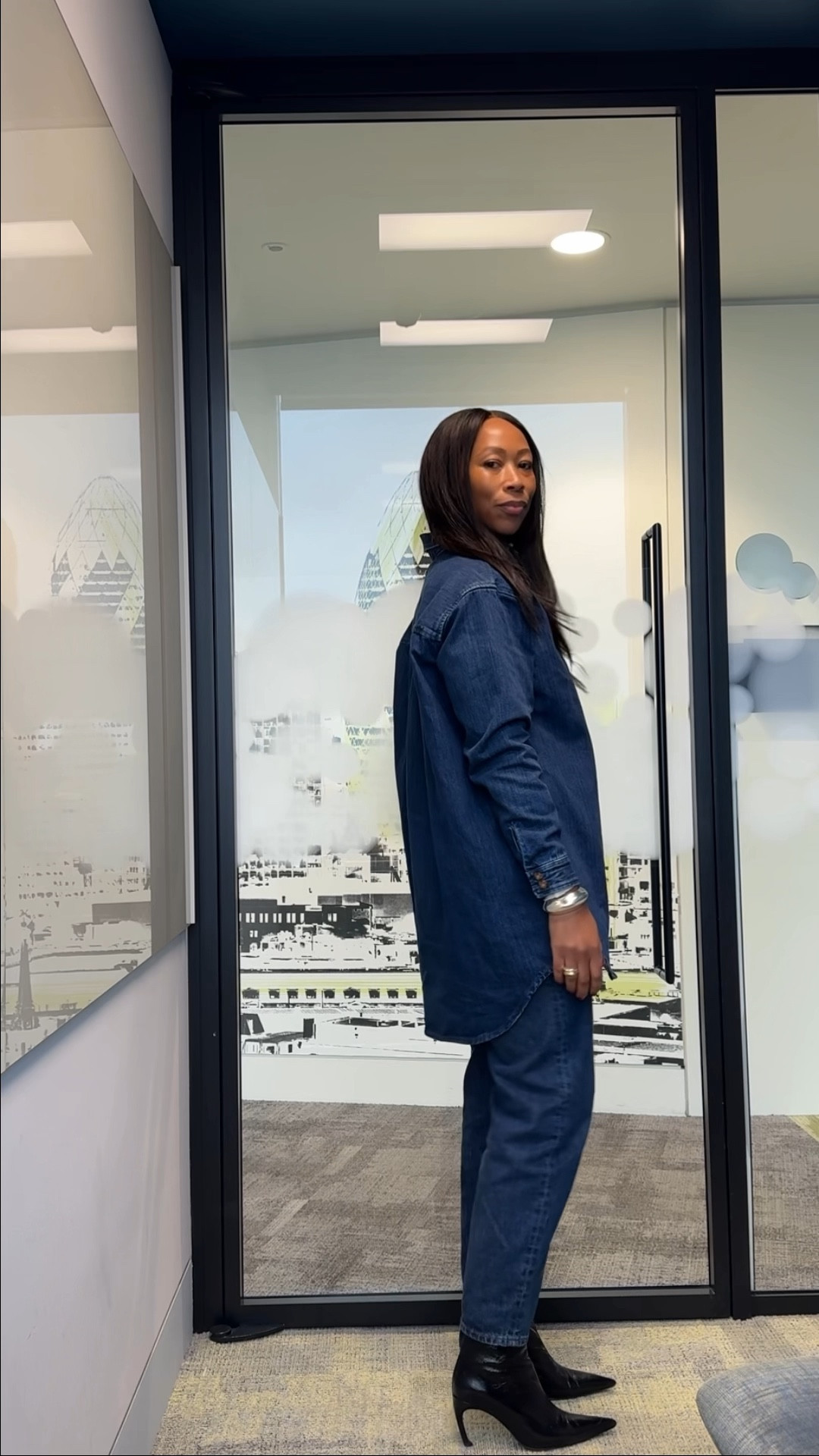 Casual office look denim co-ord 

#LTKeurope #LTKstyletip #LTKworkwear