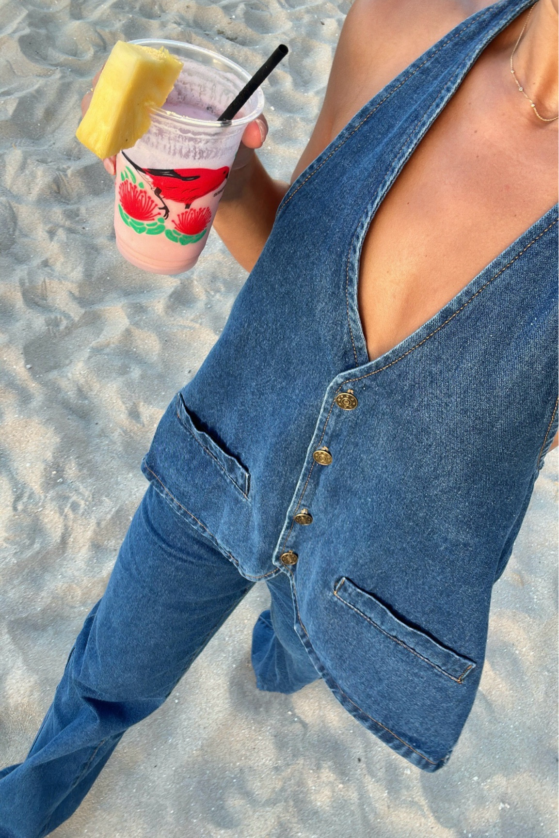 I’m wearing size XS in top and bottoms 💙 DC: GWEN20 