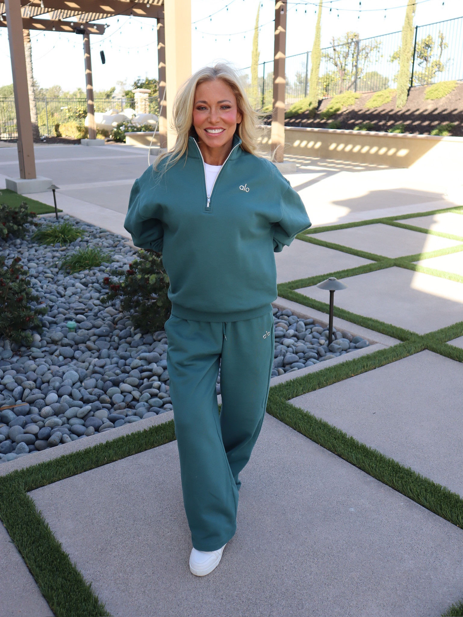 My favorite sweatsuit, I wear this all the time ✨👏 

#LTKActive #LTKTravel #LTKFitness