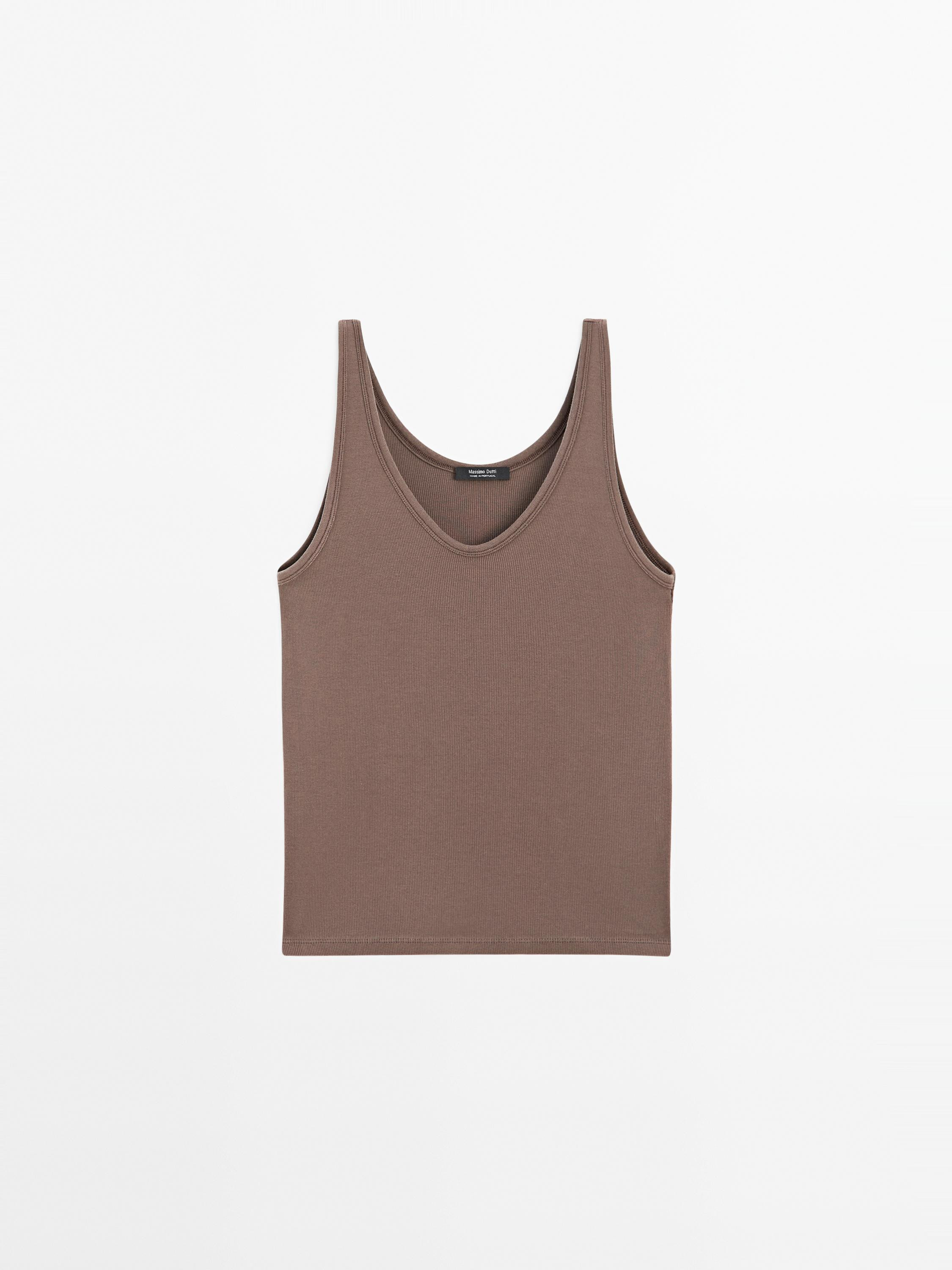 Ribbed top with neckline | Massimo Dutti UK