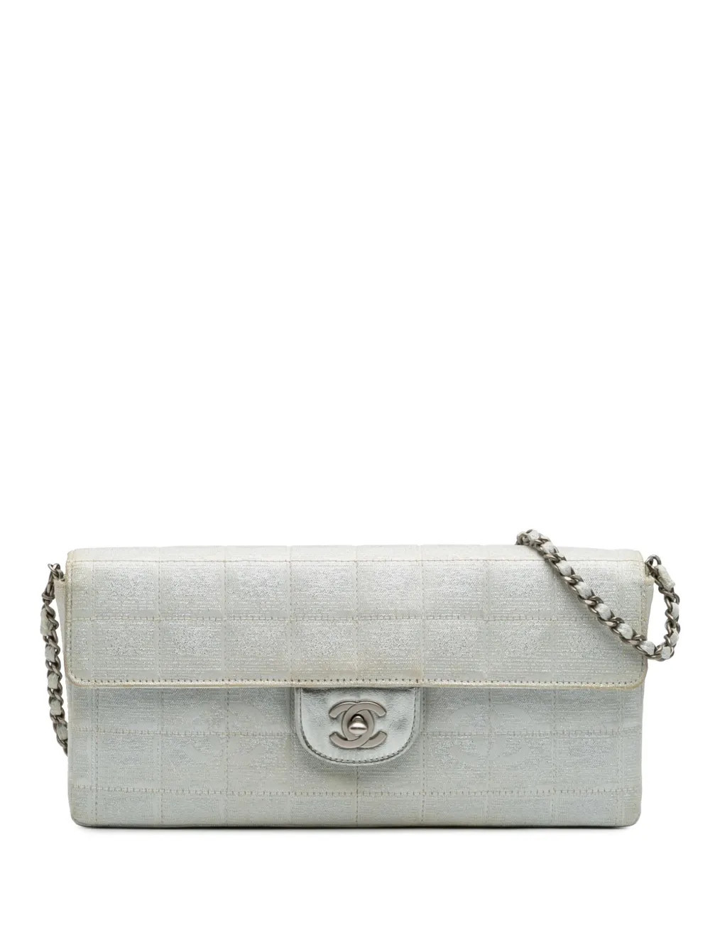 CHANEL Pre-Owned 2000-2002 New Travel Line Nylon East West Flap shoulder bag - Silver | Farfetch Global