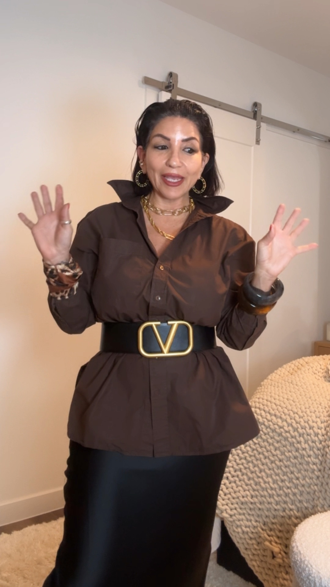 Fall OOTD
Black Slip Skirt
Chocolate Brown Button Shirt
Black Valentino Belt 
Linked Brown + Black  Knee Boots 
Ilia lipgloss 
Ilia lip pencil 



#LTKStyleTip #LTKFallSale #LTKOver40