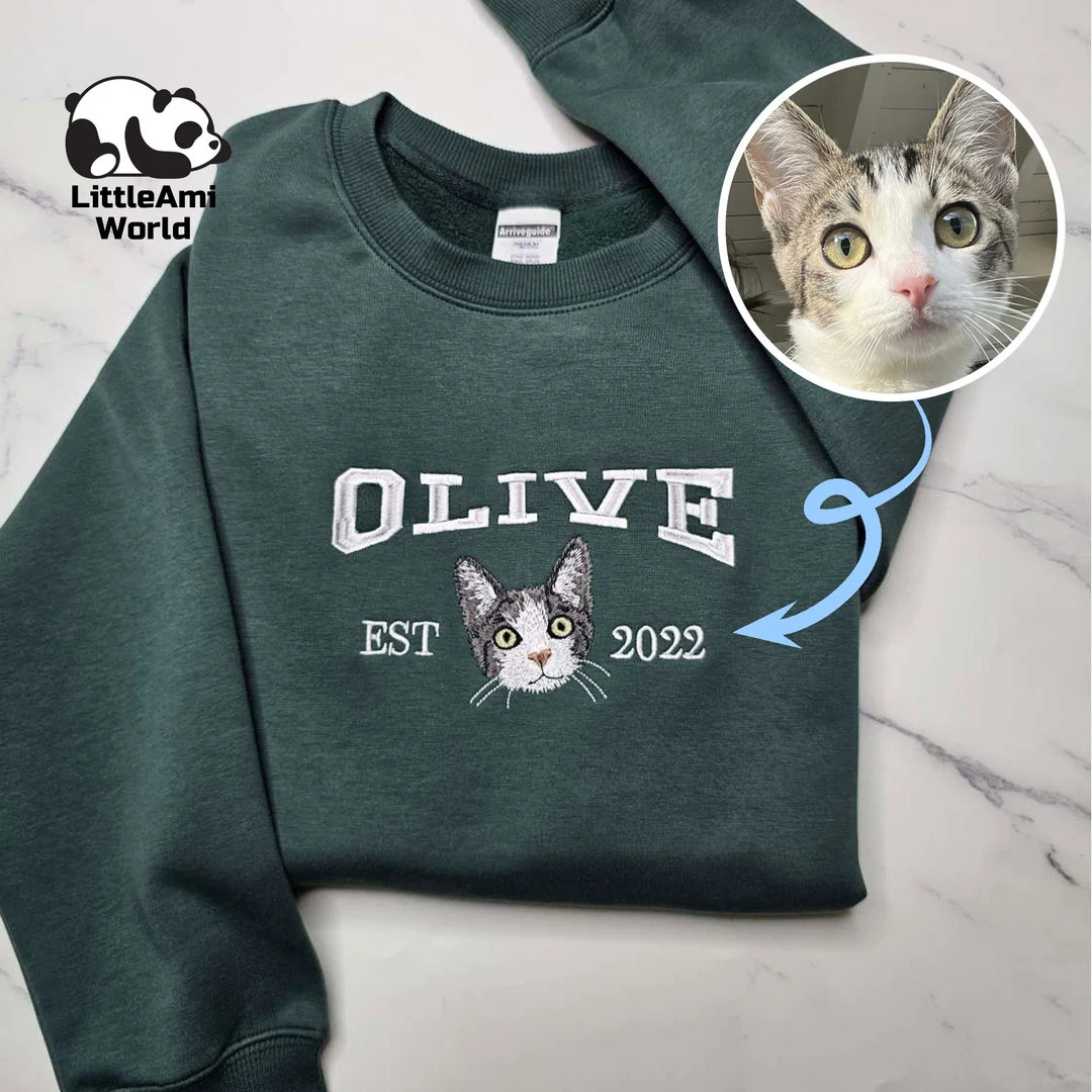 Personalized Cat Face Embroidered Sweatshirt Varsity - Etsy | Etsy (US)
