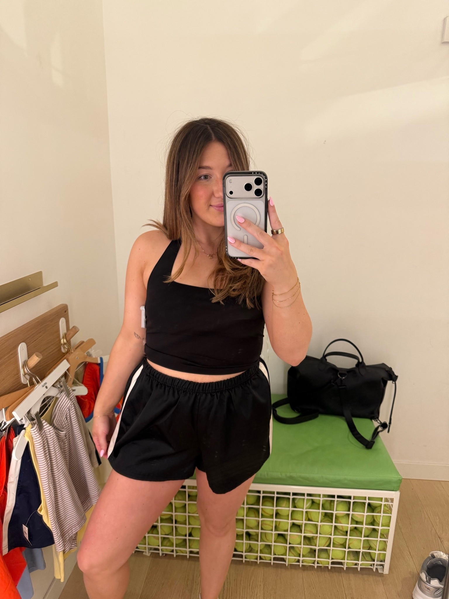 Postpartum friendly aerie outfits!