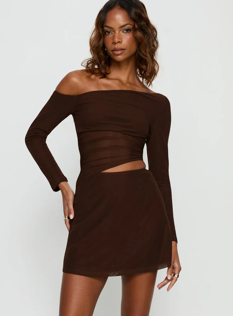 Fade To Black Off Shoulder Long Sleeve Mini Dress Chocolate | Princess Polly US