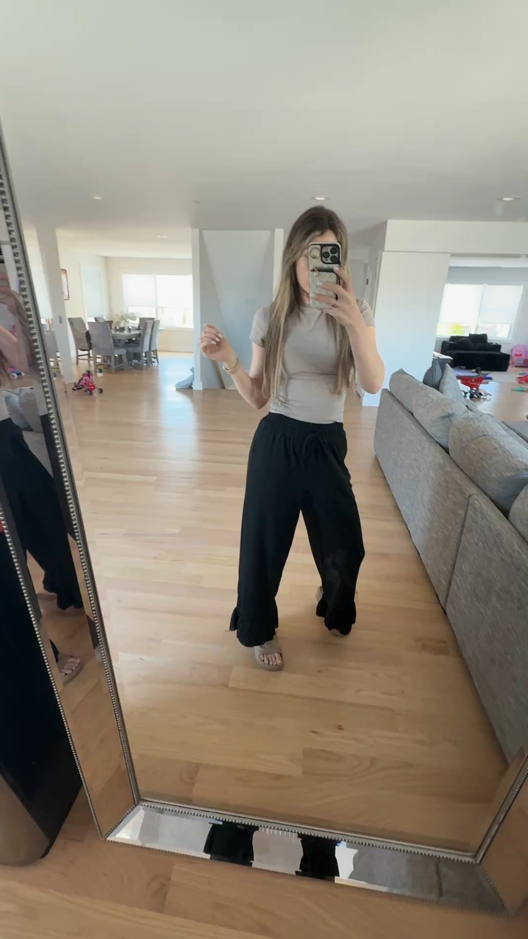 these amazon pants are soft like butter!! i love the flowy bottoms and for $16.99!!?! 

#LTKootd #LTKmomlife #LTKdayinmylife