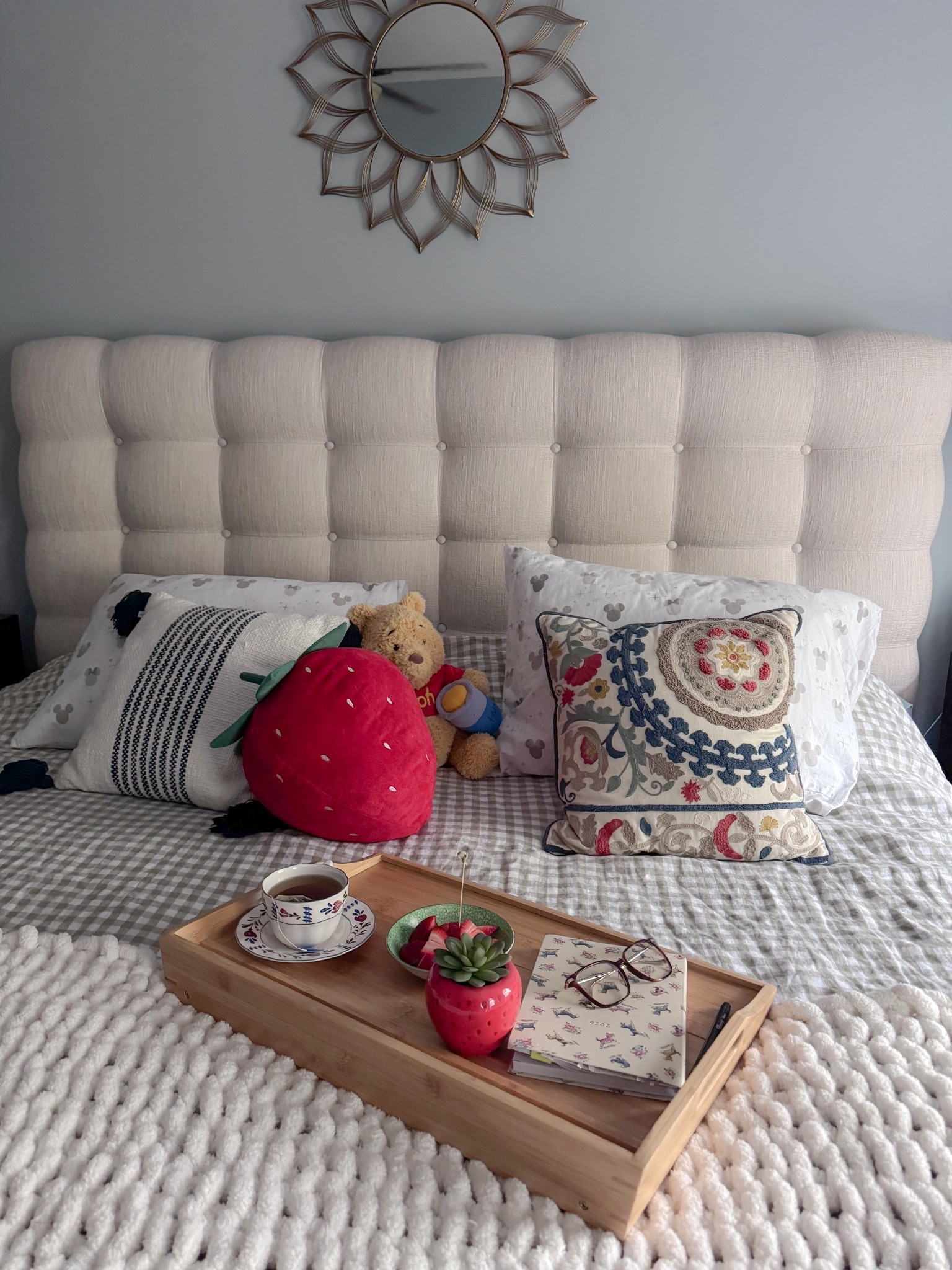 Rainy day bed vibes today 🍓

#LTKHome #LTKdayinmylife