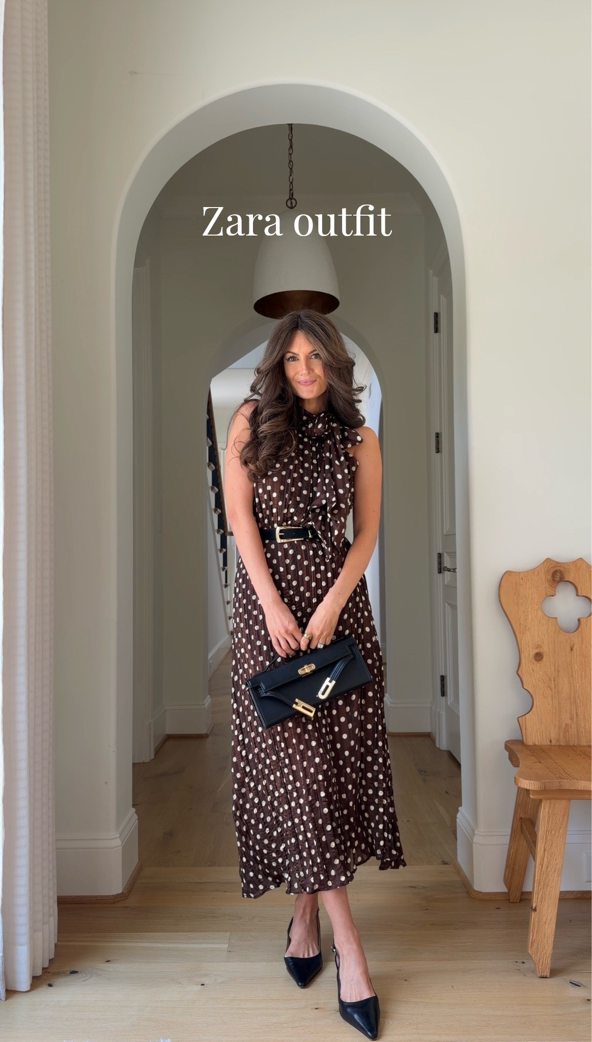 Fall Zara outfit! I love this dress and it’s perfect for the transitional weather. I styled it with a belt, my favorite handbag and kitten heels 🤎

#LTKootd #LTKSeasonal #LTKmomlife