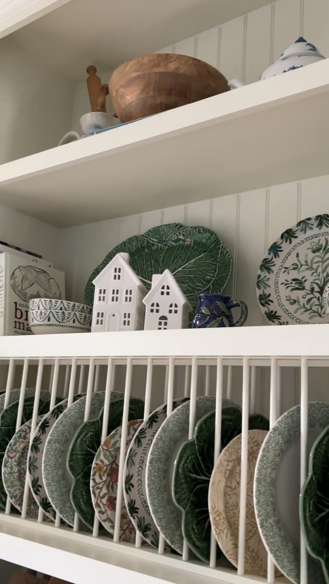 Christmas kitchen shelves 🎄 

#LTKHome #LTKSaleAlert #LTKHoliday