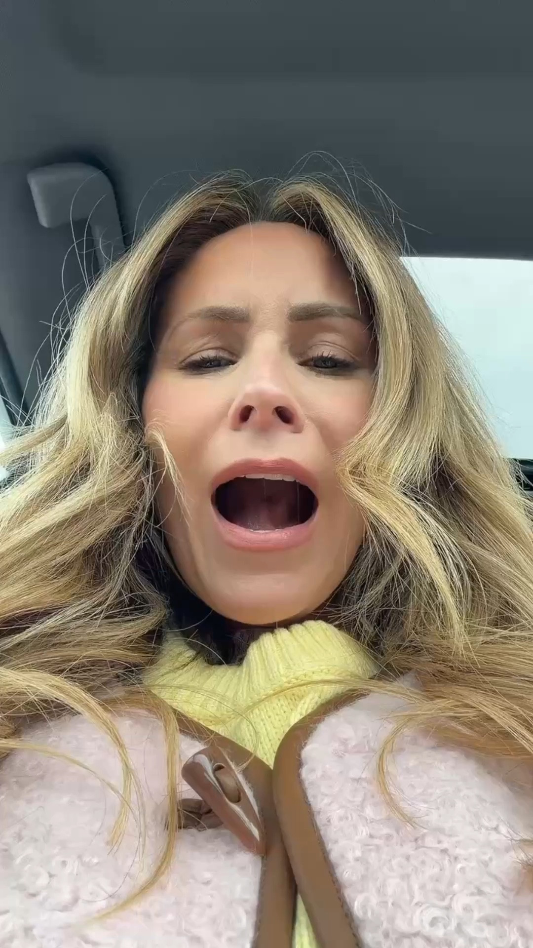 I’m just gonna say it…
yes, I get Botox 💉

But only like twice a year… and it’s honestly NOT what made the biggest difference in how my skin looks now.

I used to think I needed more treatments, more products, more everything…

but what actually changed everything was a few small things I started doing consistently.

That’s when my skin got smoother, brighter, and just looked… healthier.

Now I feel like I look better than I did a few years ago (which still shocks me tbh)

If you want my exact routine + everything I use (daily + weekly), I’ll send it to you 🤍