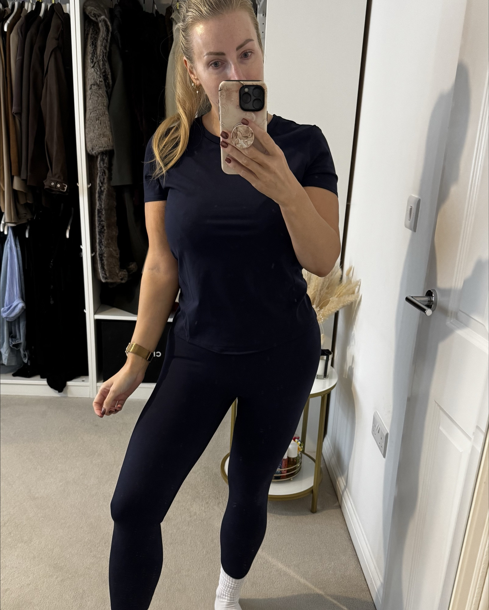H&M gym set - I have it in 3 colours I love it so much. 
I wear medium bottoms and large top

#LTKmidsize #LTKwinter #LTKfitness