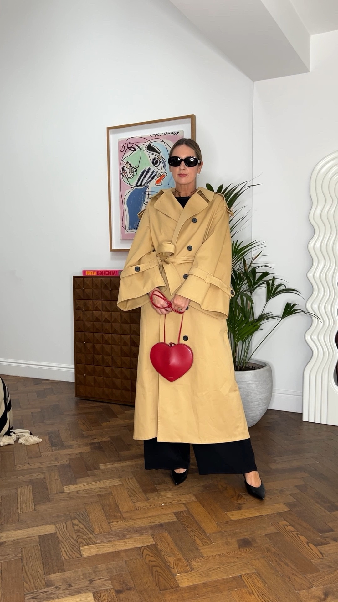 Long Trench Coat + Red Heart Bag 

#LTKfindsunder100 #LTKstyletip #LTKeurope