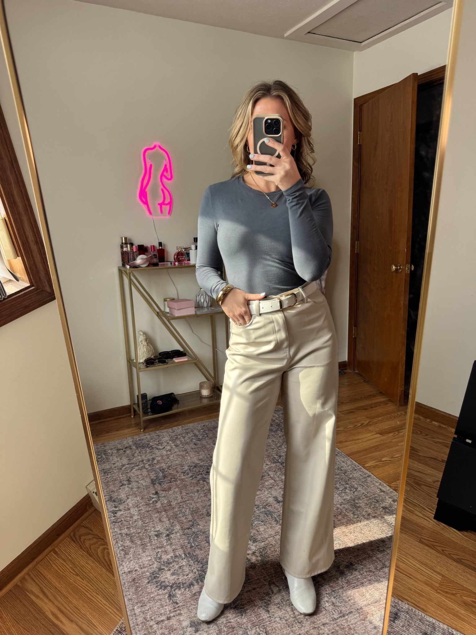 Tuesday OOTD

#LTKPetite #LTKgrwm #LTKootd