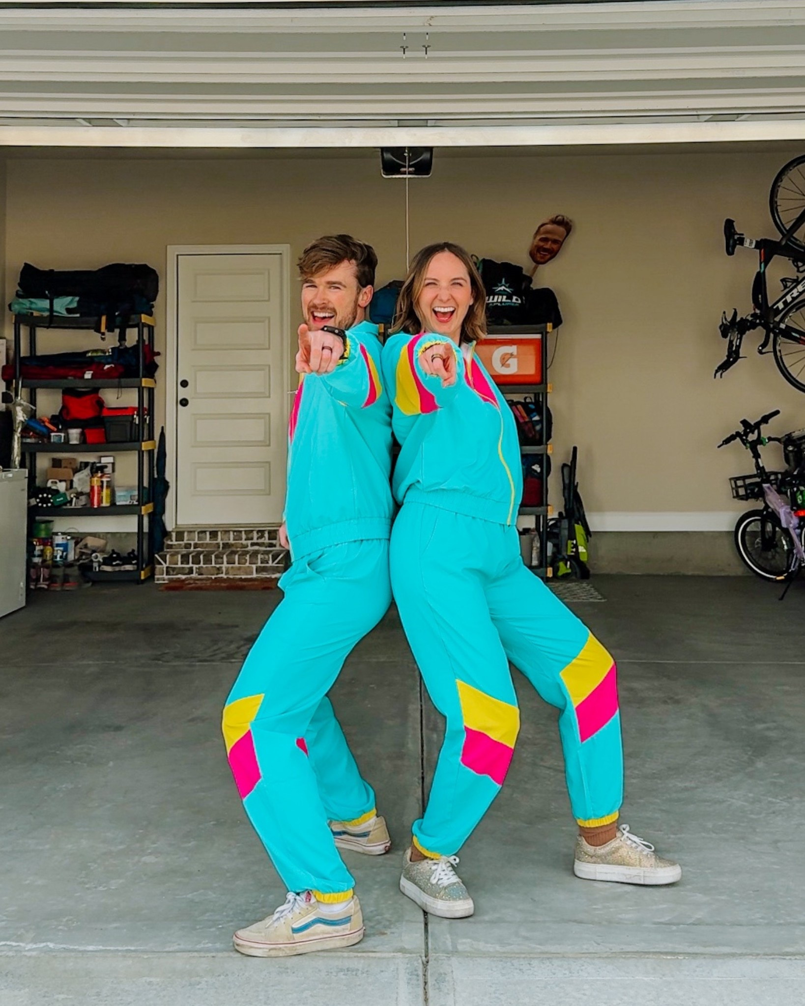 OUR OPALITE WINDBREAKER JOGGER SUITS 🩵🕺🏼 comes in a ton of other colors too! 