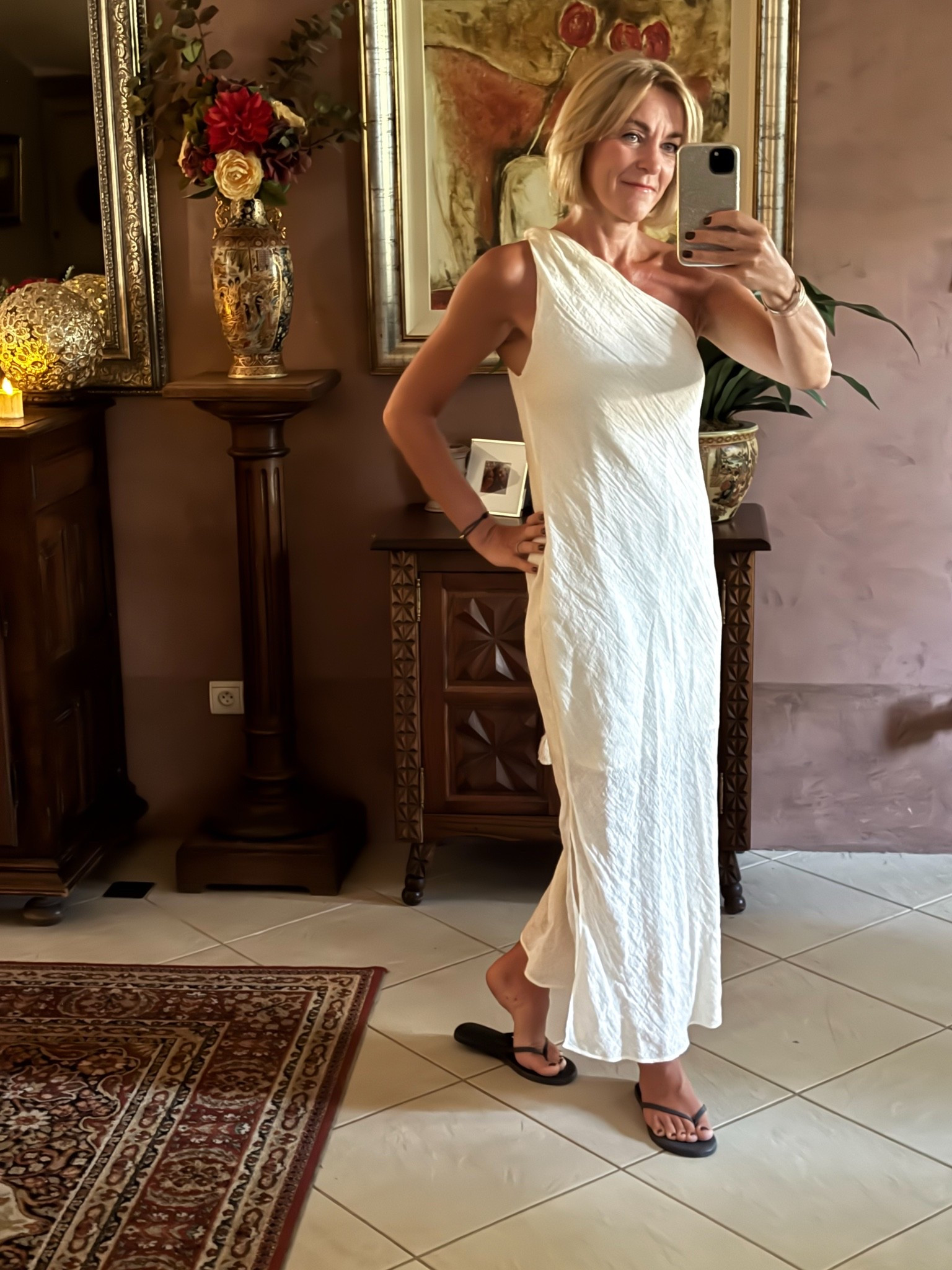 Effortless summer style & yes I’m very partial to an asymmetric dress!
.
#mymidlifefashion #summerdress

#LTKeurope #LTKsummer #LTKover50style