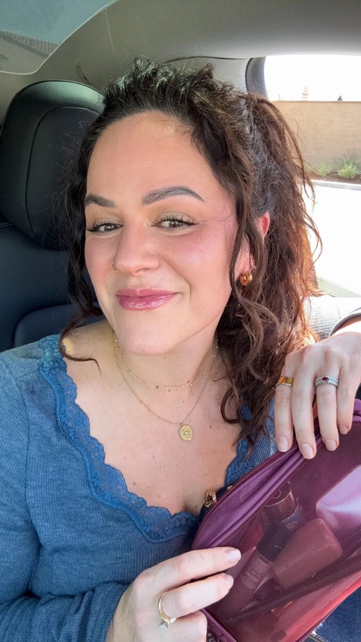 tell me you saw that? i was almost attacked 😅

5 minute on the go makeup for the chronically overwhelmed, always rushing & running late adhd and perimenopause girlies… like me.

this bag is always packed, ready to grab so i can get myself ready on the go and not have a meltdown. 🫠

#LTKgrwm #LTKmomlife #LTKselfcare