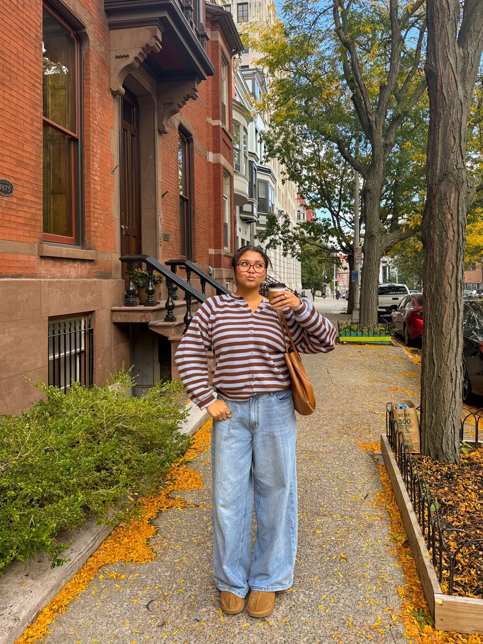 Autumn outfit inspo
grey bandit sweater wearing a size large. use code: alexa15

#LTKTall #LTKFindsUnder100 #LTKSeasonal
