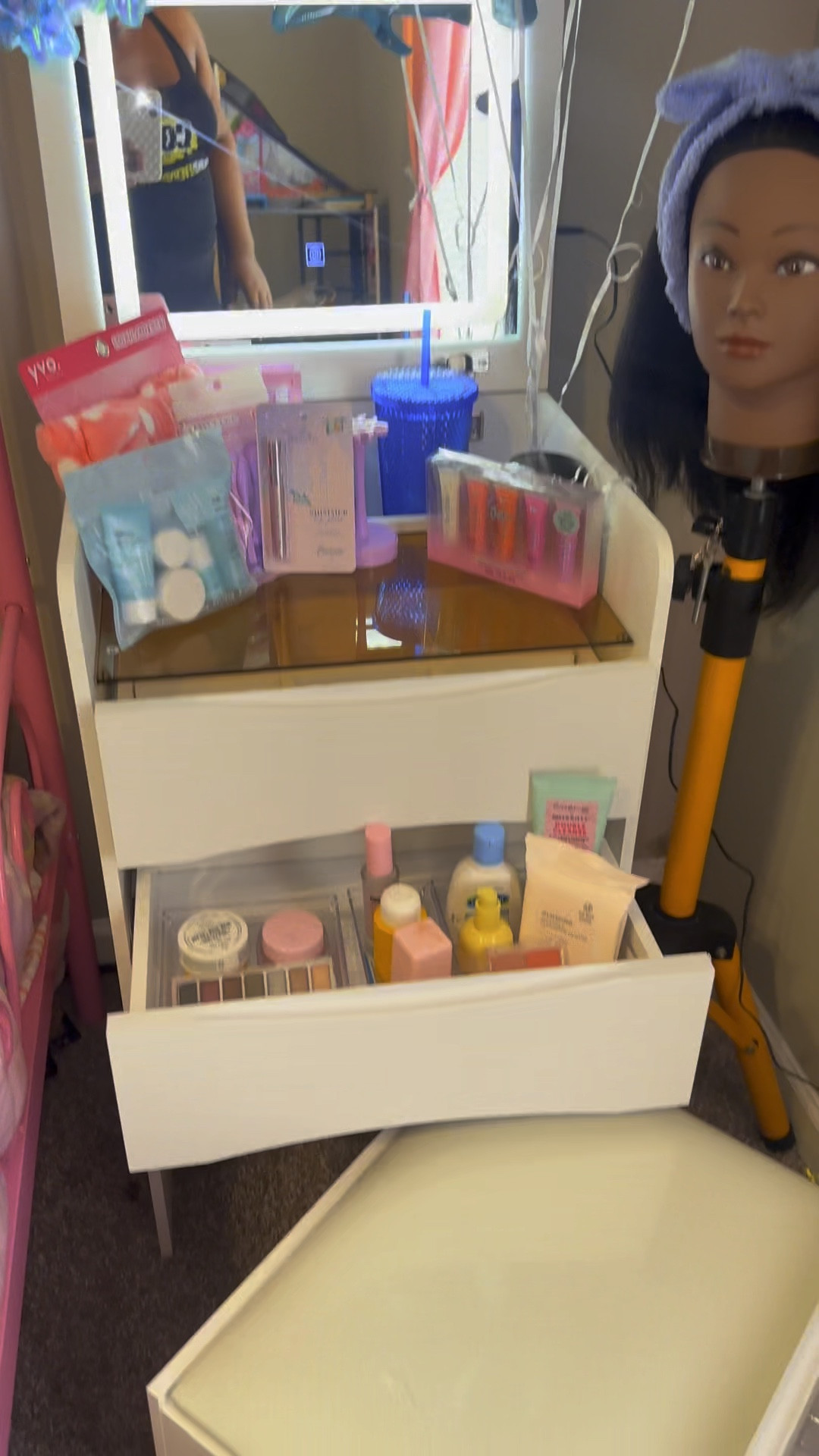 I surprised my daughter with this sturdy compact vanity for her birthday and let’s just say I’m jelly! Lol 

It can be closed down to give a more discrete look where no one will even know it’s a vanity!  

Def worth the buy esp if you don’t have such a large space for it but need many compartments & very manageable instructions for set up 

#LTKHome #LTKFindsUnder100 #LTKBeauty