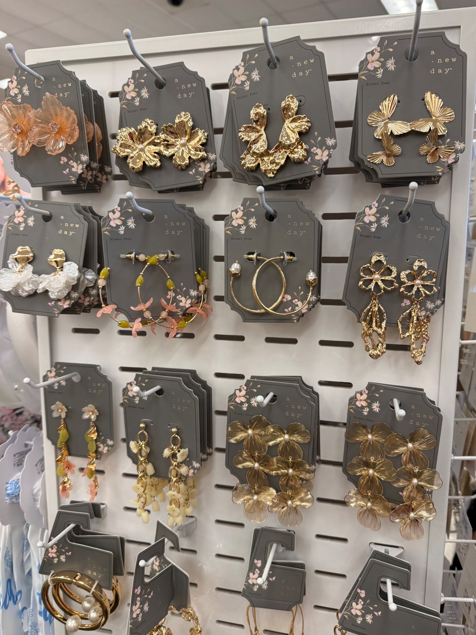 New spring accessories at Targett

#LTKSeasonal #LTKBeauty