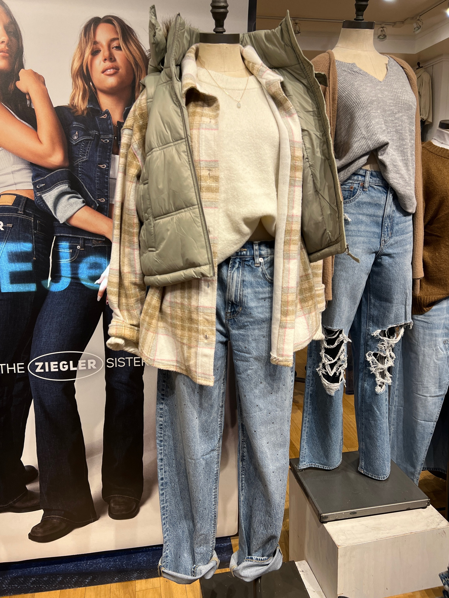 Additional 25% off this fall outfit with code AEFALL25! This shacket is SOOO lightweight and soft and flexible. Not stiff at all

#LTKU #LTKmidsize #LTKSeasonal #LTKfindsunder50 #LTKfindsunder100 #LTKFind #LTKstyletip #LTKsalealert



#LTKsalealert #LTKSale #LTKSeasonal