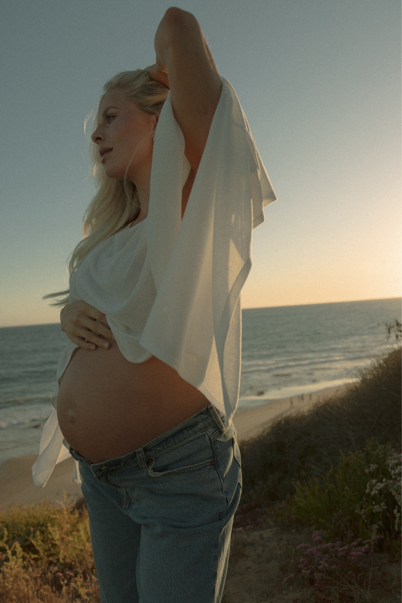 Poncho is one size (exact color sold out - linked similar), jeans are 29 reg (sized up 3 for pregnancy)! #kathleenpost

Maternity shoot, casual chic outfit, bump friendly, maternity look

#LTKootd #LTKBump