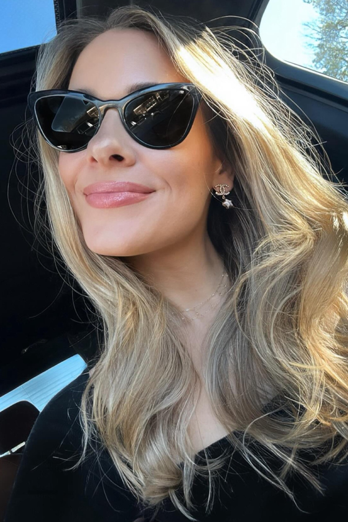 Dyson Airwrap 

#LTKbeauty #LTKMostLoved #LTKGiftGuide