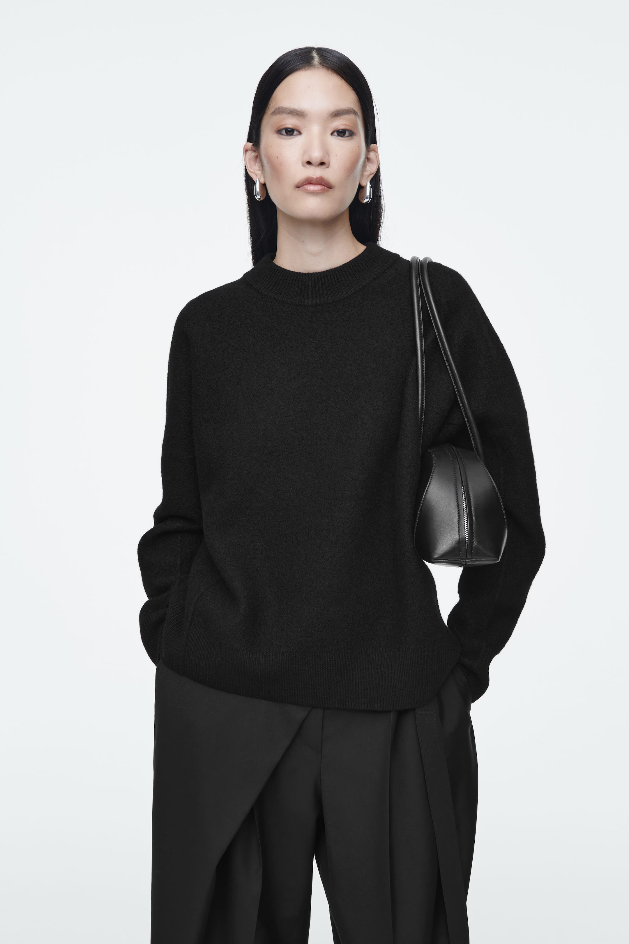 OVERSIZED BOILED MERINO WOOL JUMPER - BLACK | COS (AU)