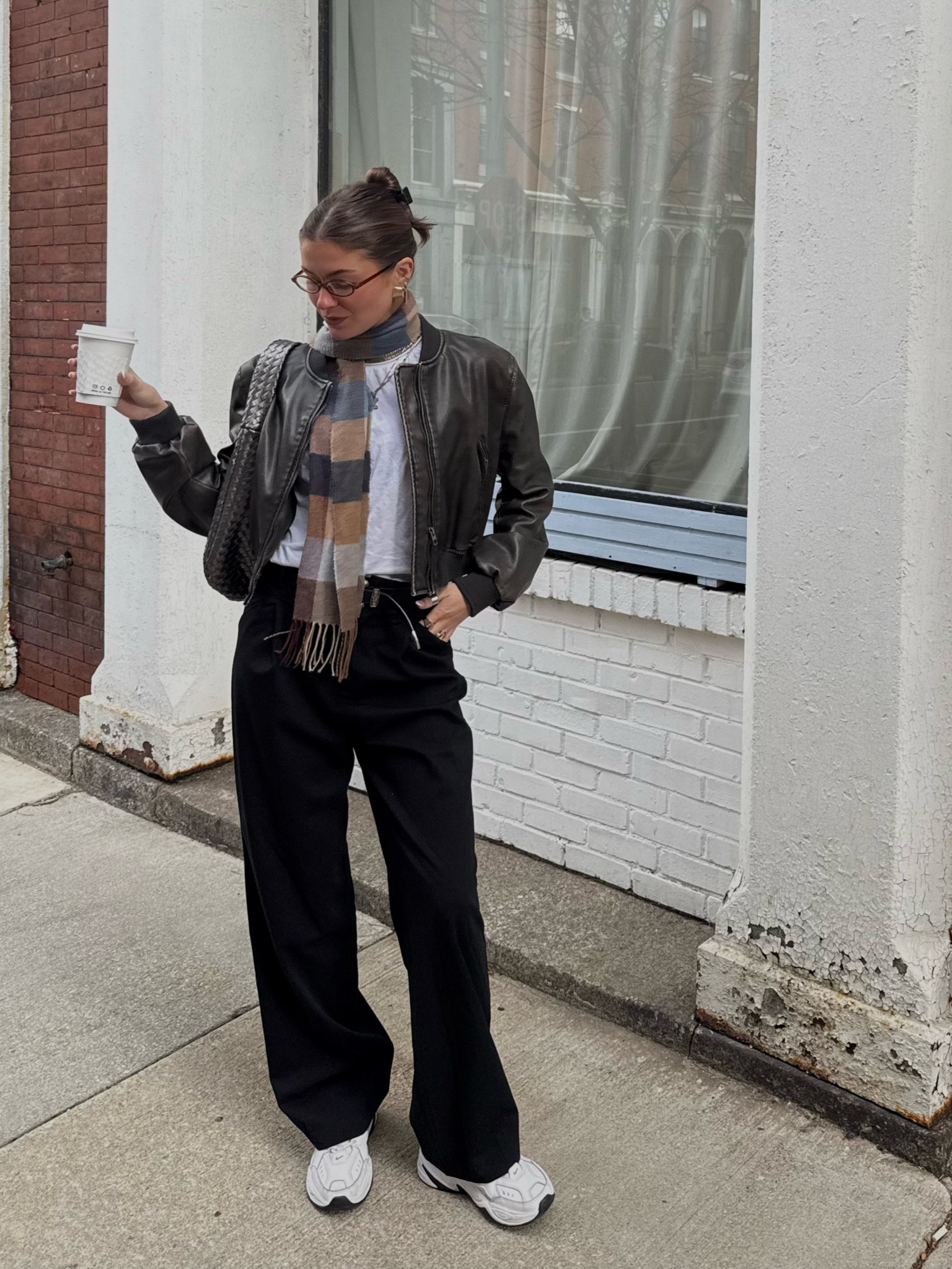 - scarf is old h&m i can’t find on their website anymore 
- tailored pants & jacket are zara 