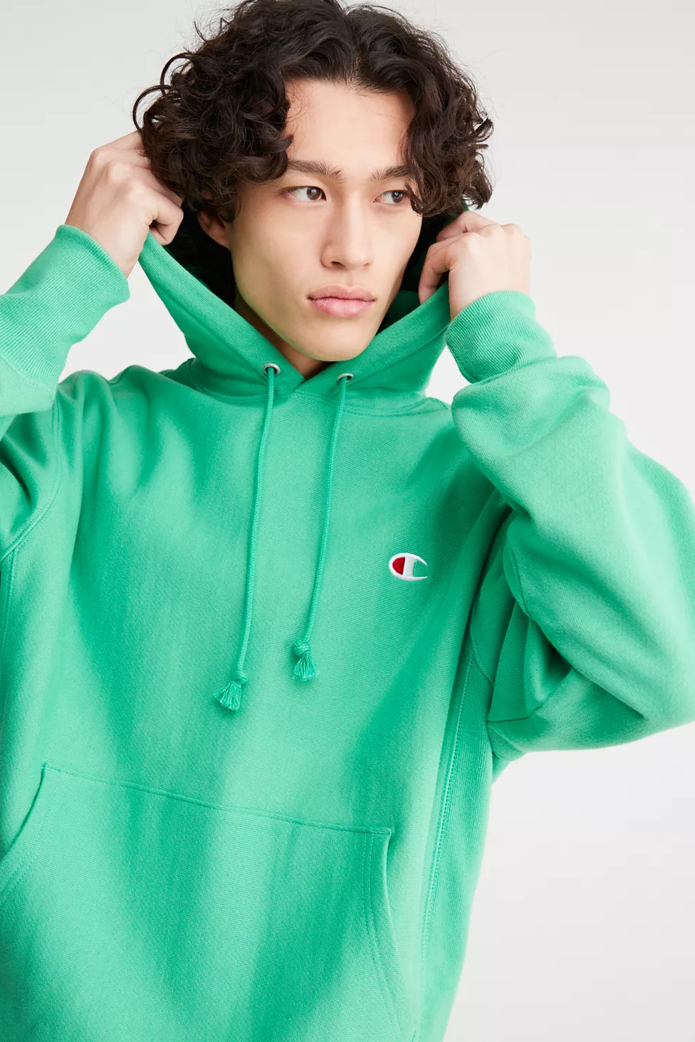 Champion UO Exclusive Reverse Weave Hoodie Sweatshirt | Urban Outfitters (US and RoW)