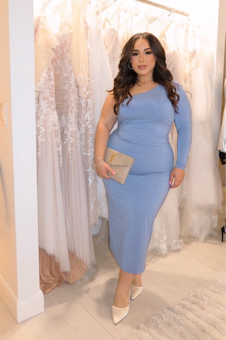 Something blue for the Azazie Beverly Hills Showroom grand opening 🩵 wearing this stunning GIA/IRL dress, ASOS wide fit bridal satin pumps & this YSL envelope clutch

#LTKmidsize #LTKplussize #LTKwedding