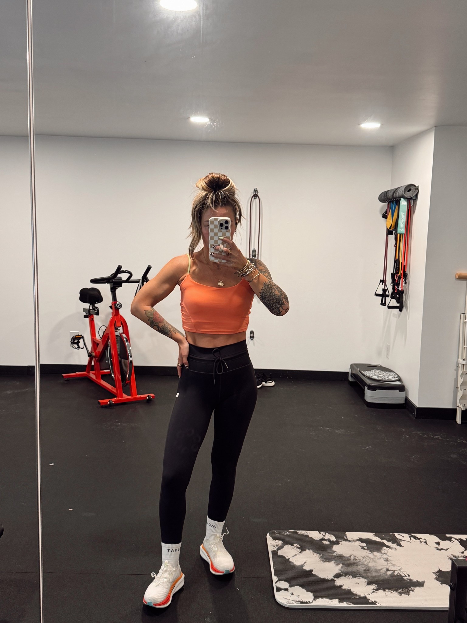 Workout fit of the day! Still obsessed with these Amazon drawstring pants. 

Wearing Xsmall in pants and small in top. 

#LTKActive #LTKShoeCrush #LTKFindsUnder50