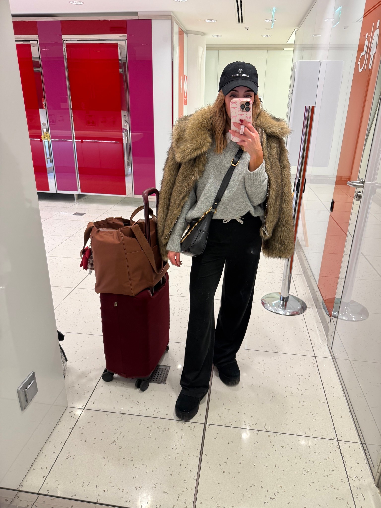 Travel ootd ✈️

#LTKGiftGuide #LTKdayinmylife #LTKHoliday