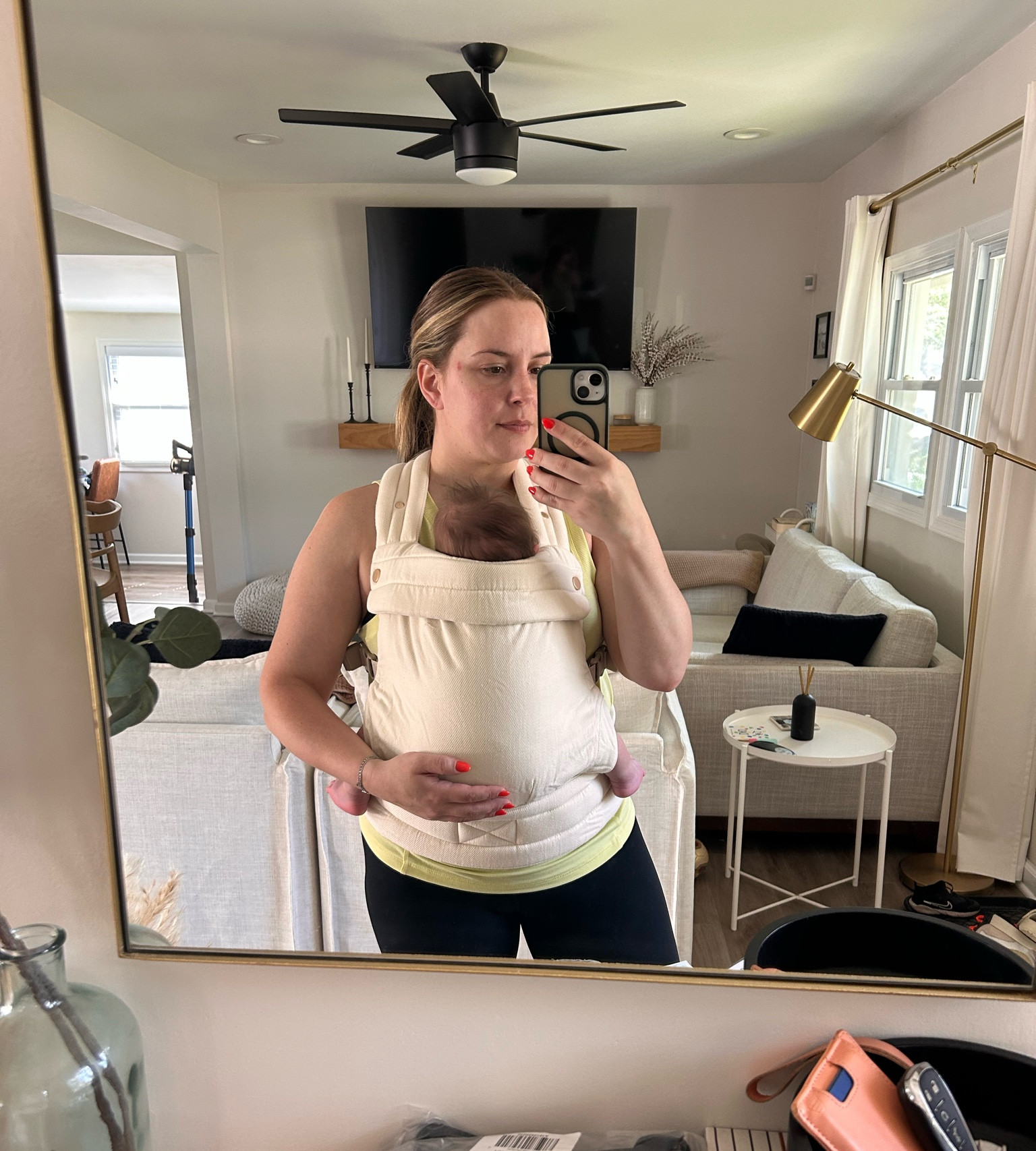 One of my favorite baby carriers 

Baby carrier, baby gear, baby items, favorite baby items

#LTKFamily #LTKBaby #LTKBump