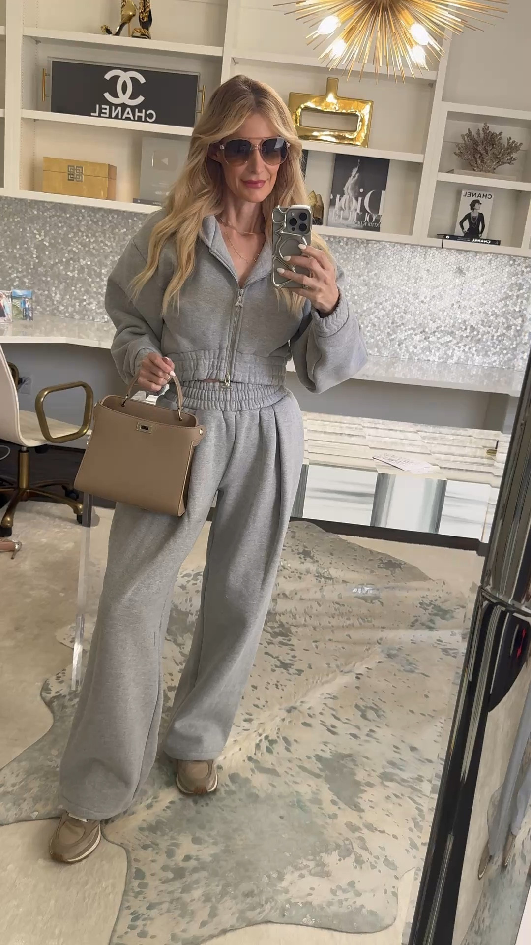 Comfy + cozy vibes all day ✨✨✨Loving this gray loungewear set — zip-up hoodie + wide-leg joggers = ultimate relaxation. Both in XS and fit perfectly! Perfect for lounging, running errands, or coffee at home.


#LTKootd #LTKOver40 #LTKdayinmylife