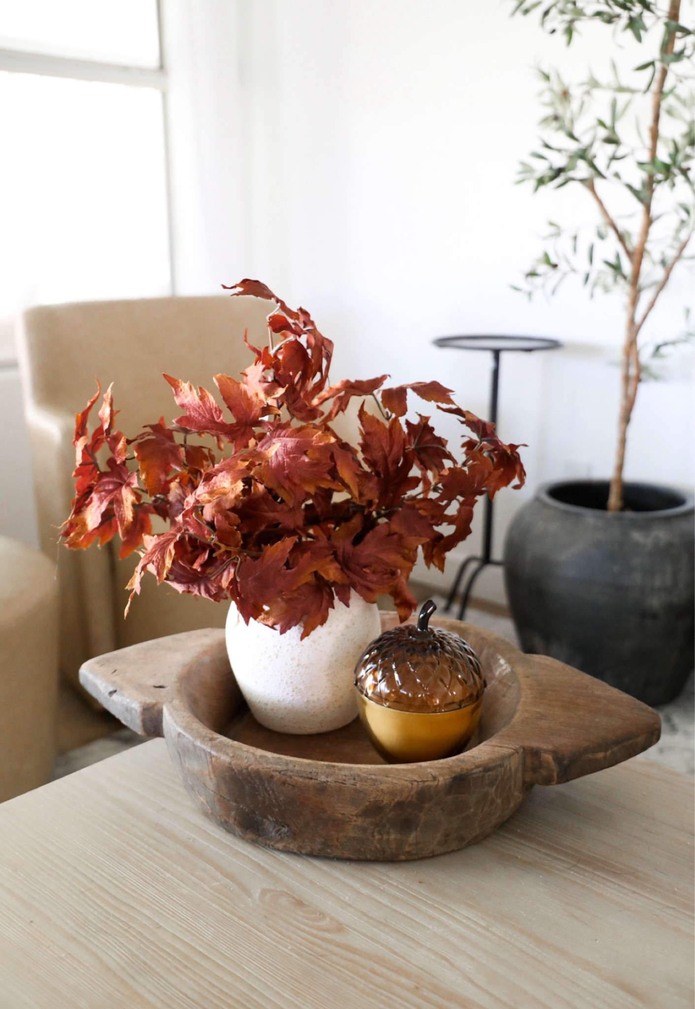 I little this little fall floral arrangement! It’s super affordable and is perfect for a kitchen countertop, nightstand, or coffee table!  #ltkhome #homedecor #falldecor 

#LTKSeasonal #LTKhome
