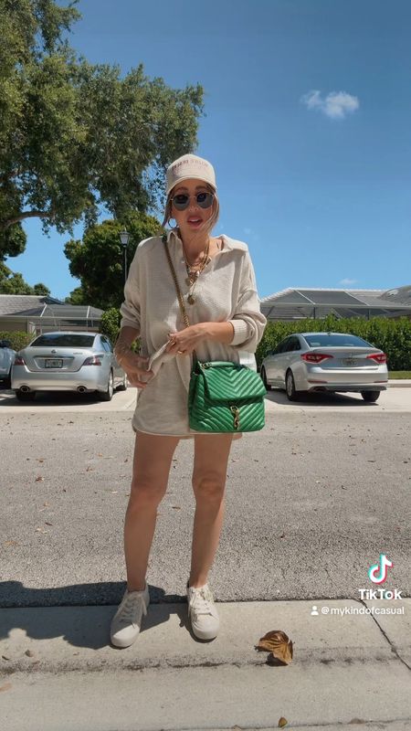 A casual ootd for a full day of errands and adulting!



#LTKVideo #LTKSeasonal #LTKStyleTip