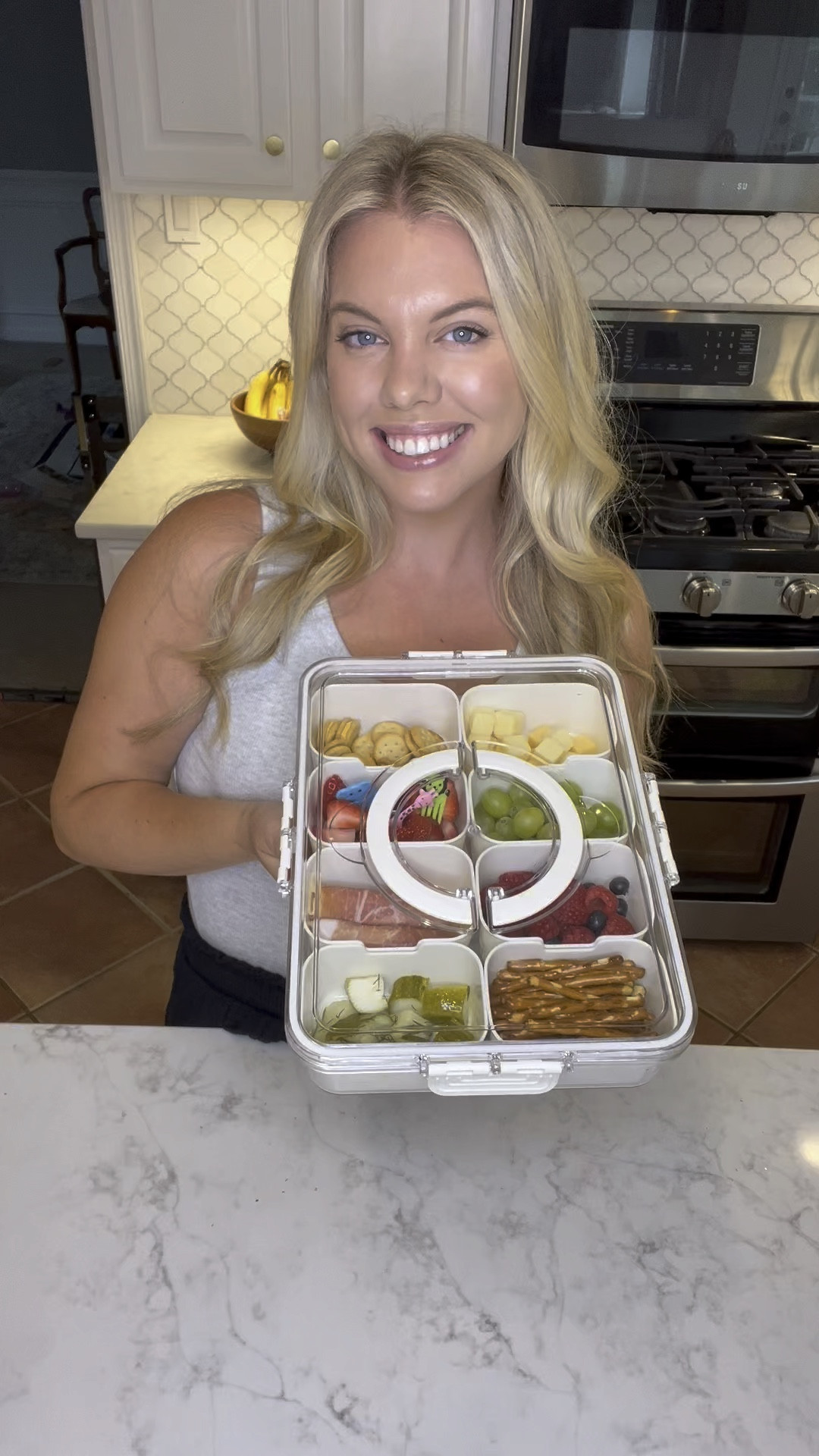 Snackle box 🍓 

#LTKVideo #LTKFindsUnder100