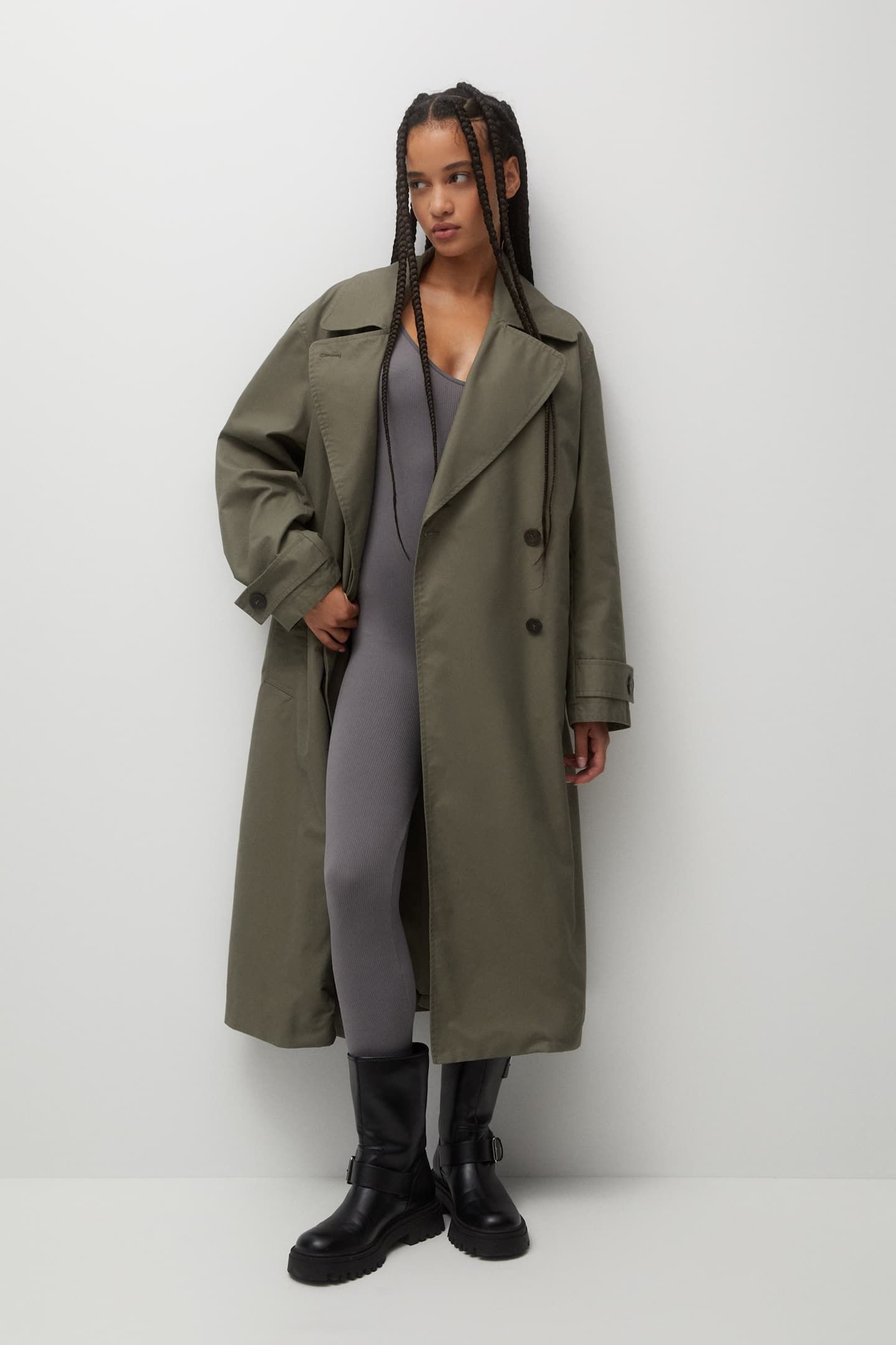 Double-breasted trench coat with buttons | PULL and BEAR UK