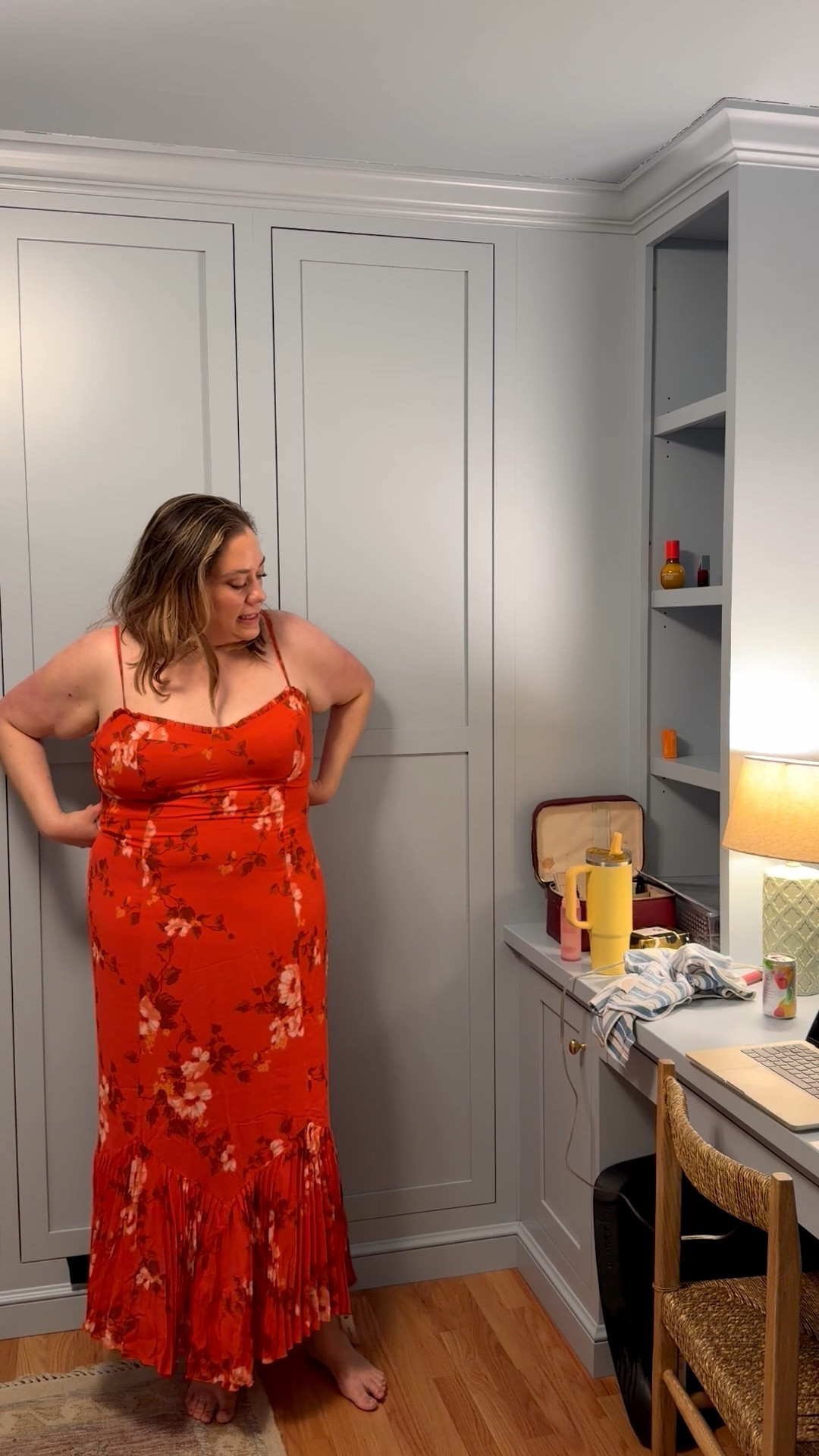 @Reformation Aiko Dress plus size wedding or plus size vacation dress. 

While the red is on sale (and a few other colorways), this seems to be a style that is always  made (appreciate that about Reformation). 

As an apple shape, I have found I need to size up in their dresses. I'm a pretty solid 18 in pants now and am wearing a 20 here. There is smocking in the back to give it a fitted look, while still providing stretch. I am 5'10 for reference. 

The plus size version is only available on direct Refomation, but there are some sizes up to 12 available on Shopbop with extra 25% off. 



#LTKMidsize #LTKPlusSize