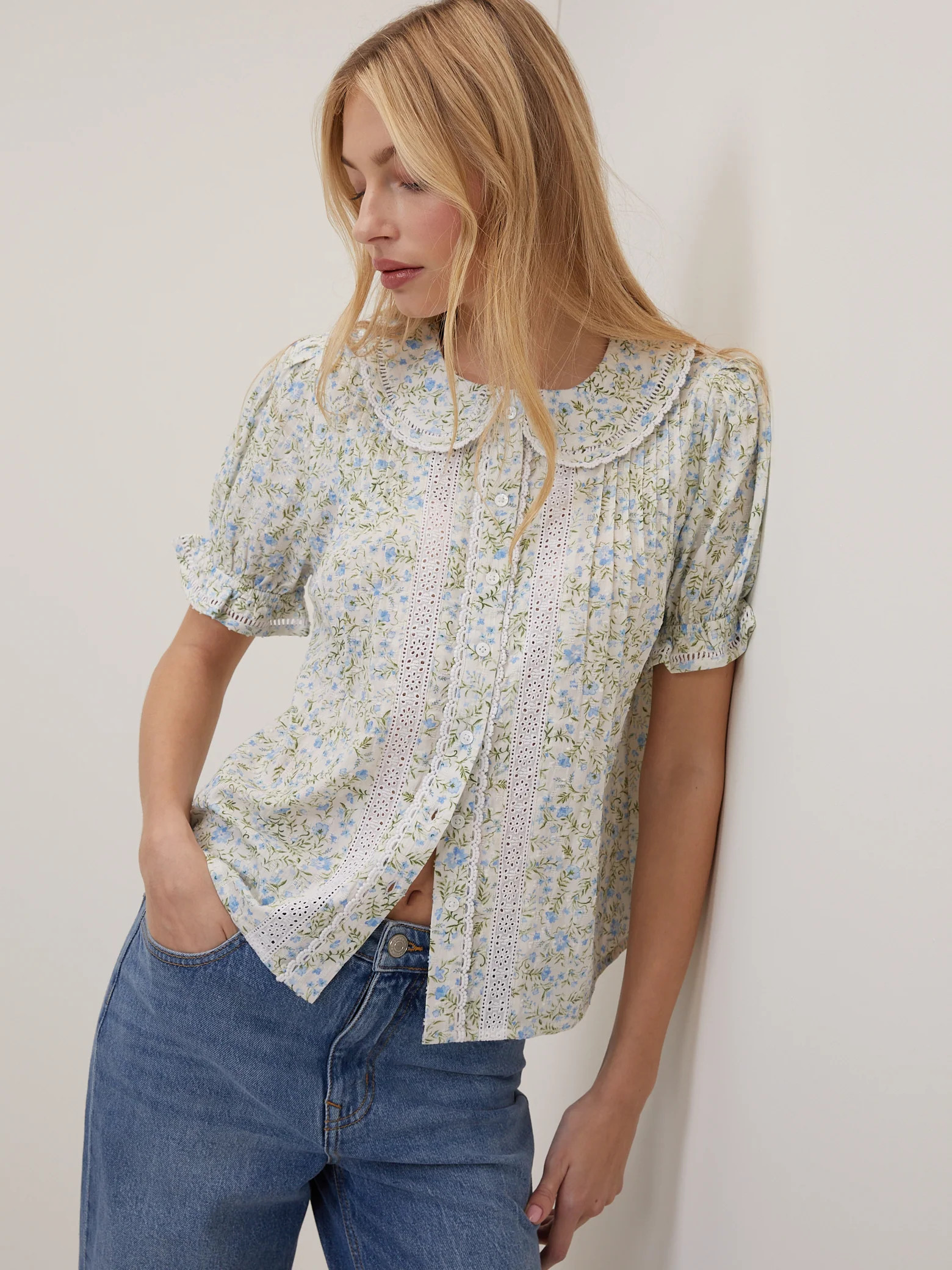 White Floral Peter Pan Blouse | Nobody's Child