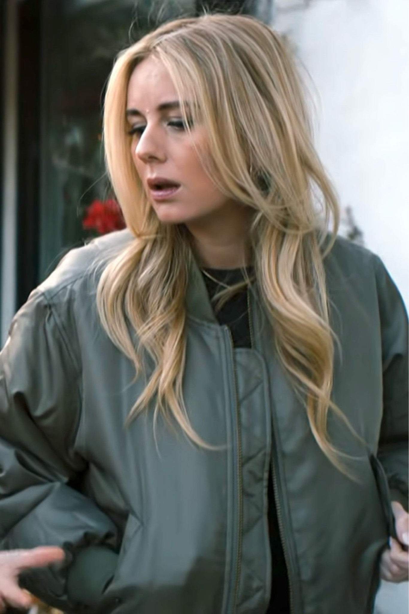 Netflix ‘Nobody Wants This’: Where to Get Justine Lupe’s Outfits as Morgan

#LTKStyleTip