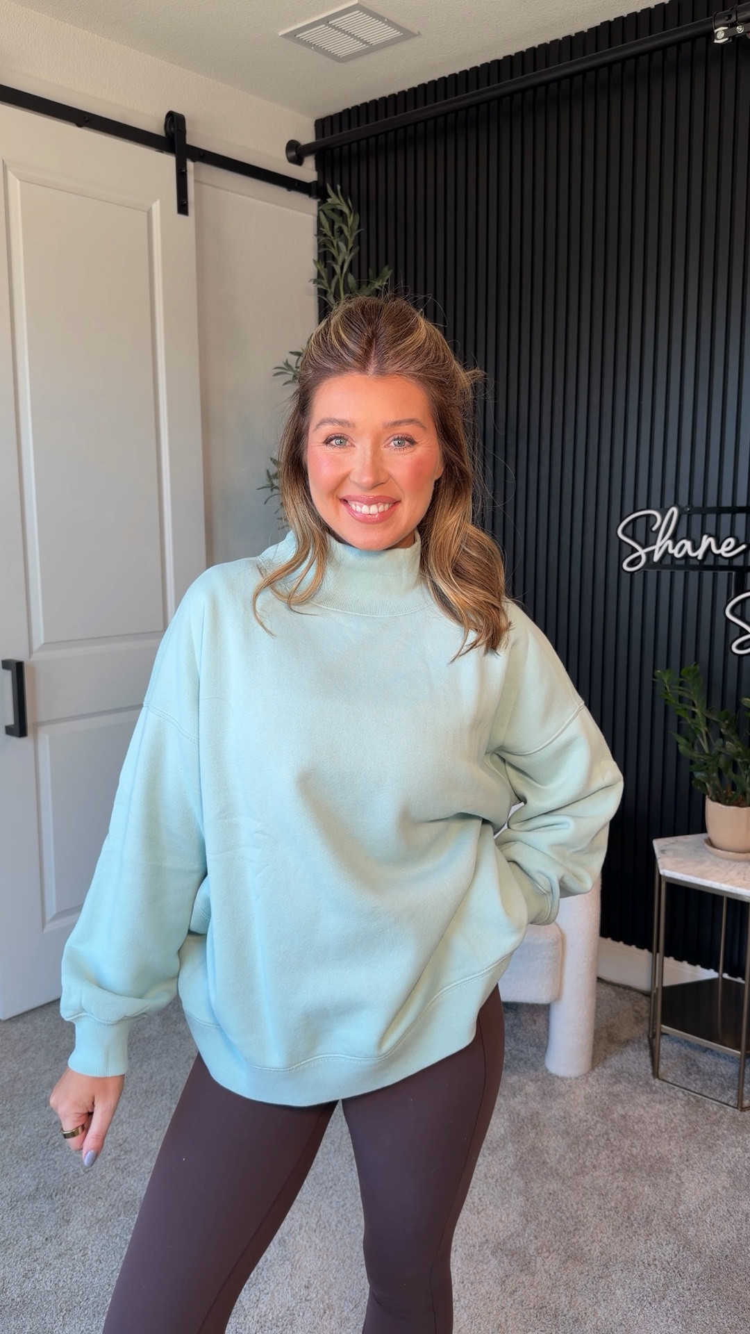 New arrivals from @abercrombie 


Sizing details: 5’7 • 150lbs • 34DDD • 29.5” waist • 39” hips 

#LTKSaleAlert