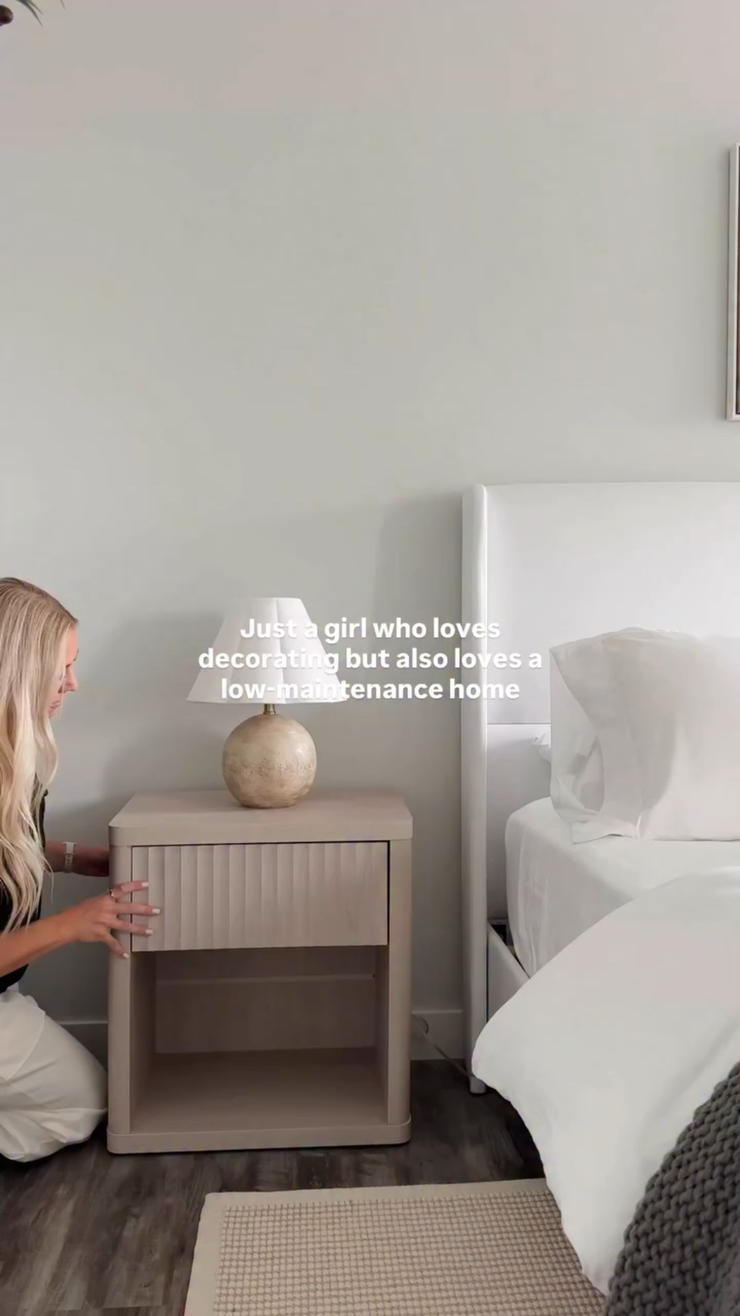 My style is all about cozy but manageable 👏🏼

This past year I focused on simplifying our home and it’s made the biggest difference. Our space feels light, decorated, and so much easier to manage. 

#simplehome #minimalhome #neutralhome