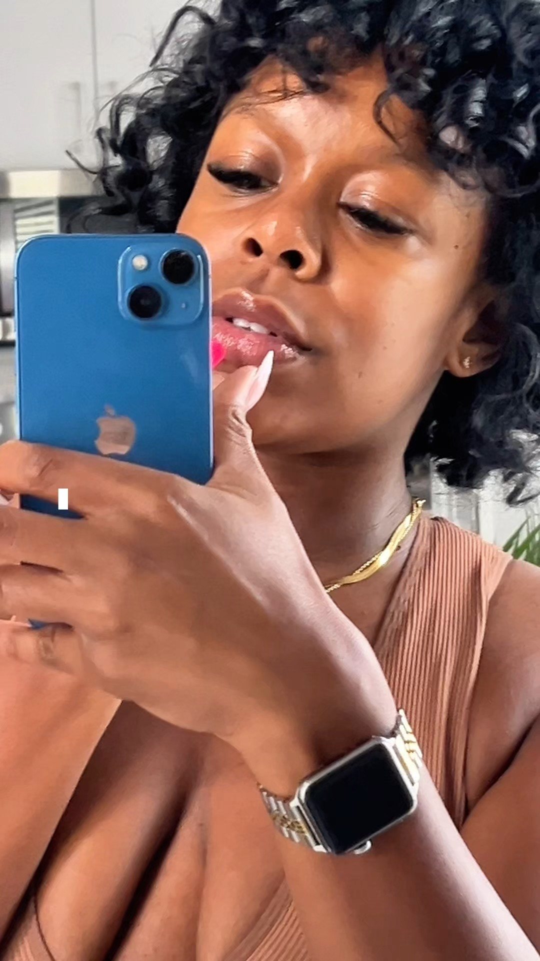 This lip oil 💋💦

#LTKFindsUnder50 #LTKBeauty