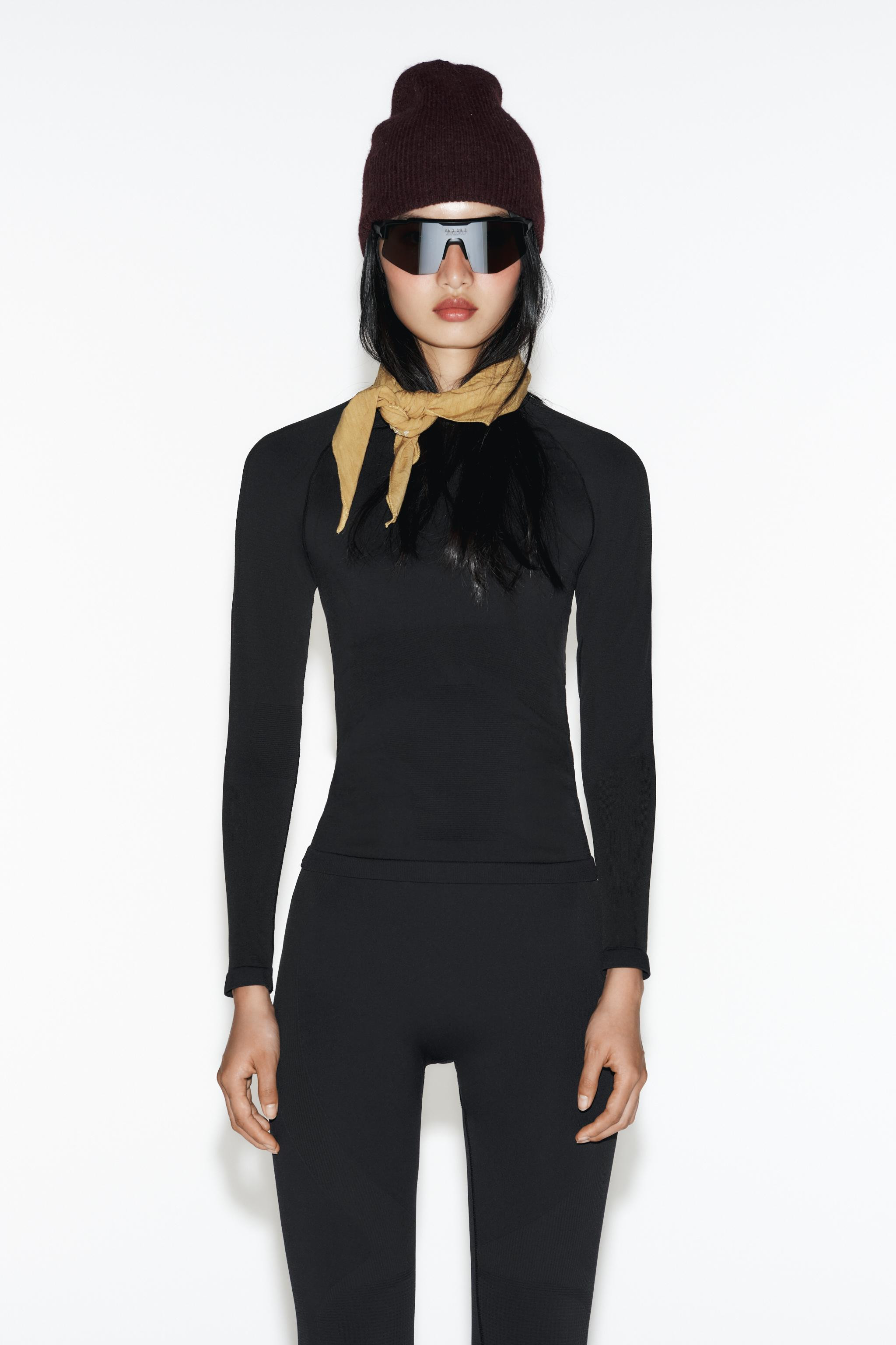 SEAMLESS THERMAL T-SHIRT THERMOLITE® CORE SKI COLLECTION | Zara US