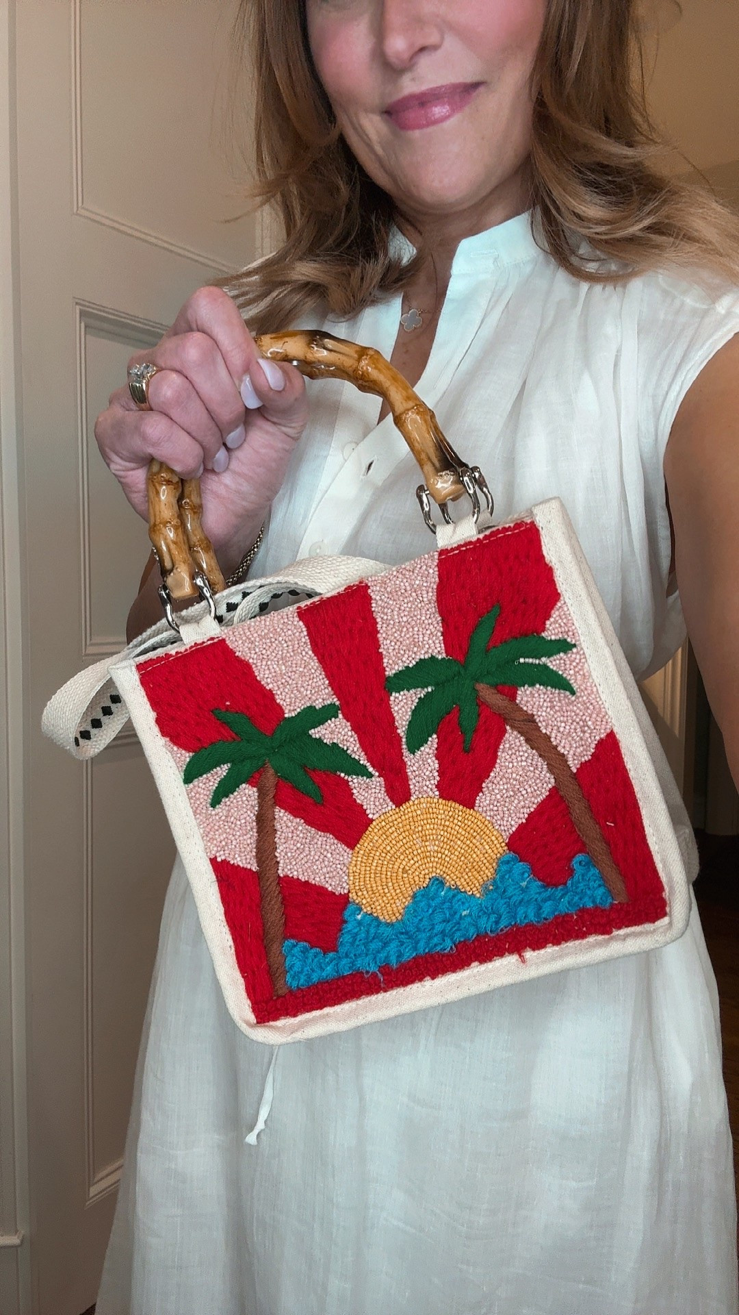 Obsessed with this beaded bag from Social Threads! Such a fun purse, perfect for a tropical vacay! Use code TANDT10 for 10% off!

#LTKSeasonal #LTKItBag #LTKStyleTip