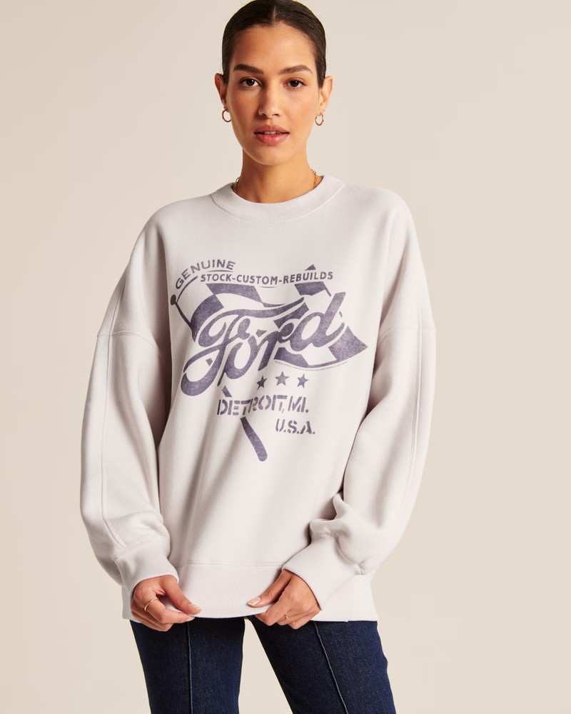 Oversized Boyfriend Sunday Crew | Abercrombie & Fitch (US)